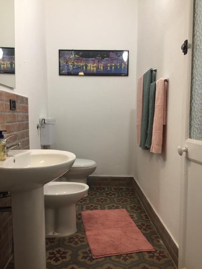 B&B Dormire Dai Grimaldi Genova Eksteriør billede